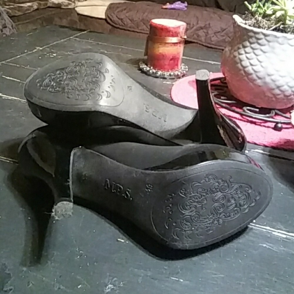 4-inch Heeled Booties - Picture 5 of 5